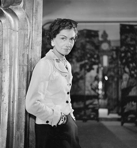 Historia życia projektantki Coco Chanel 